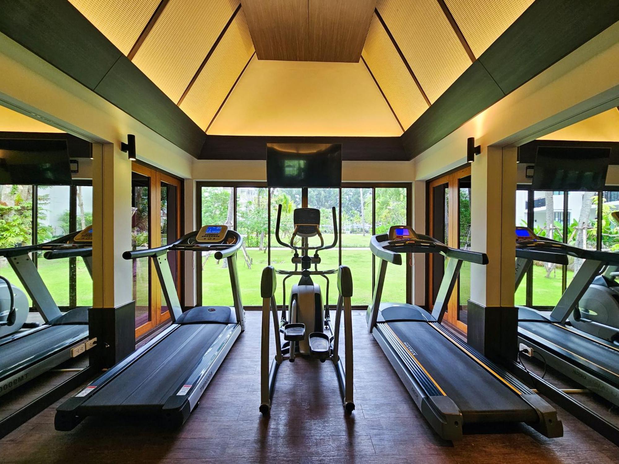 Le Meridien Phuket מלון 5*