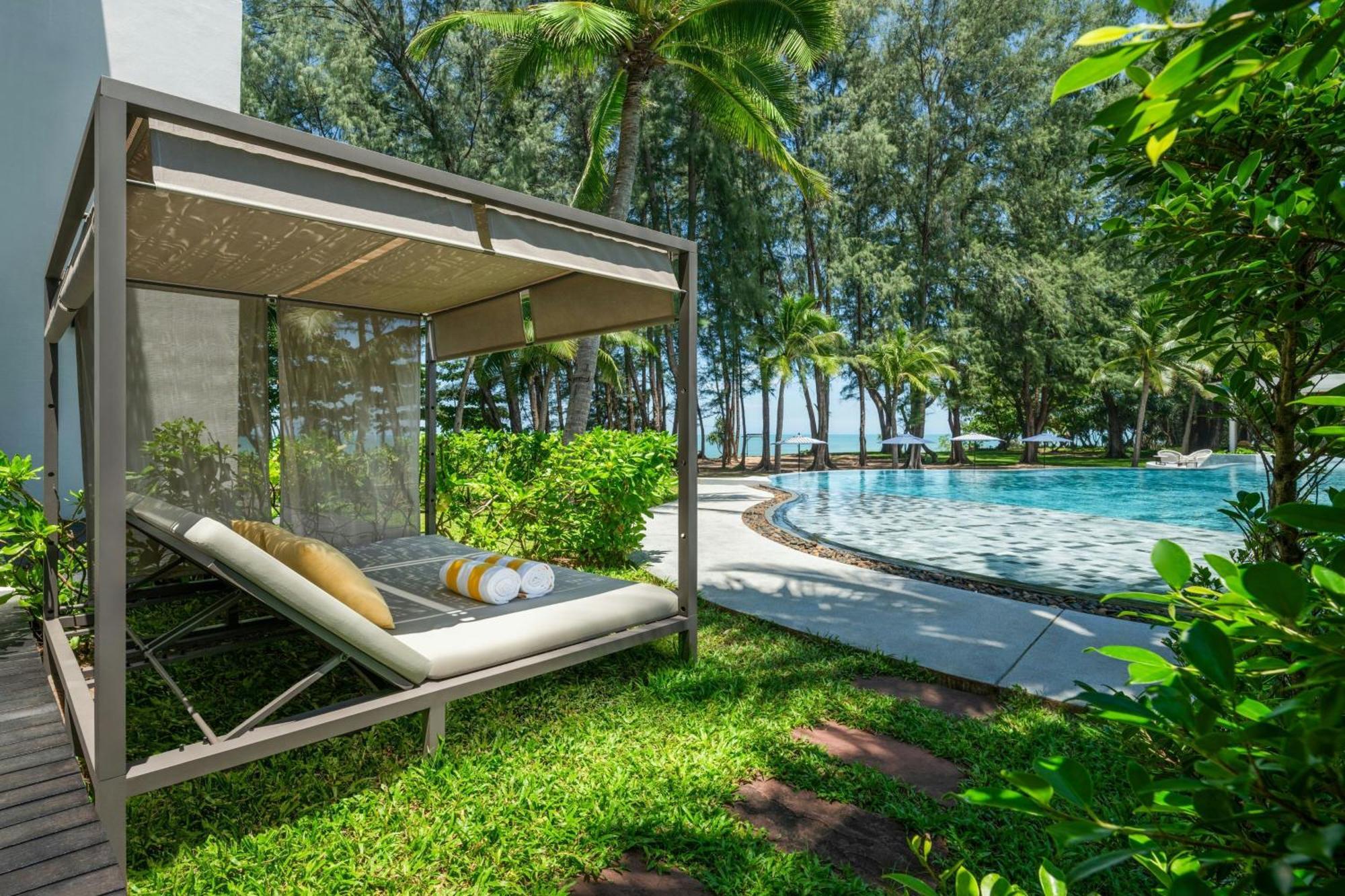Phuket Hotel